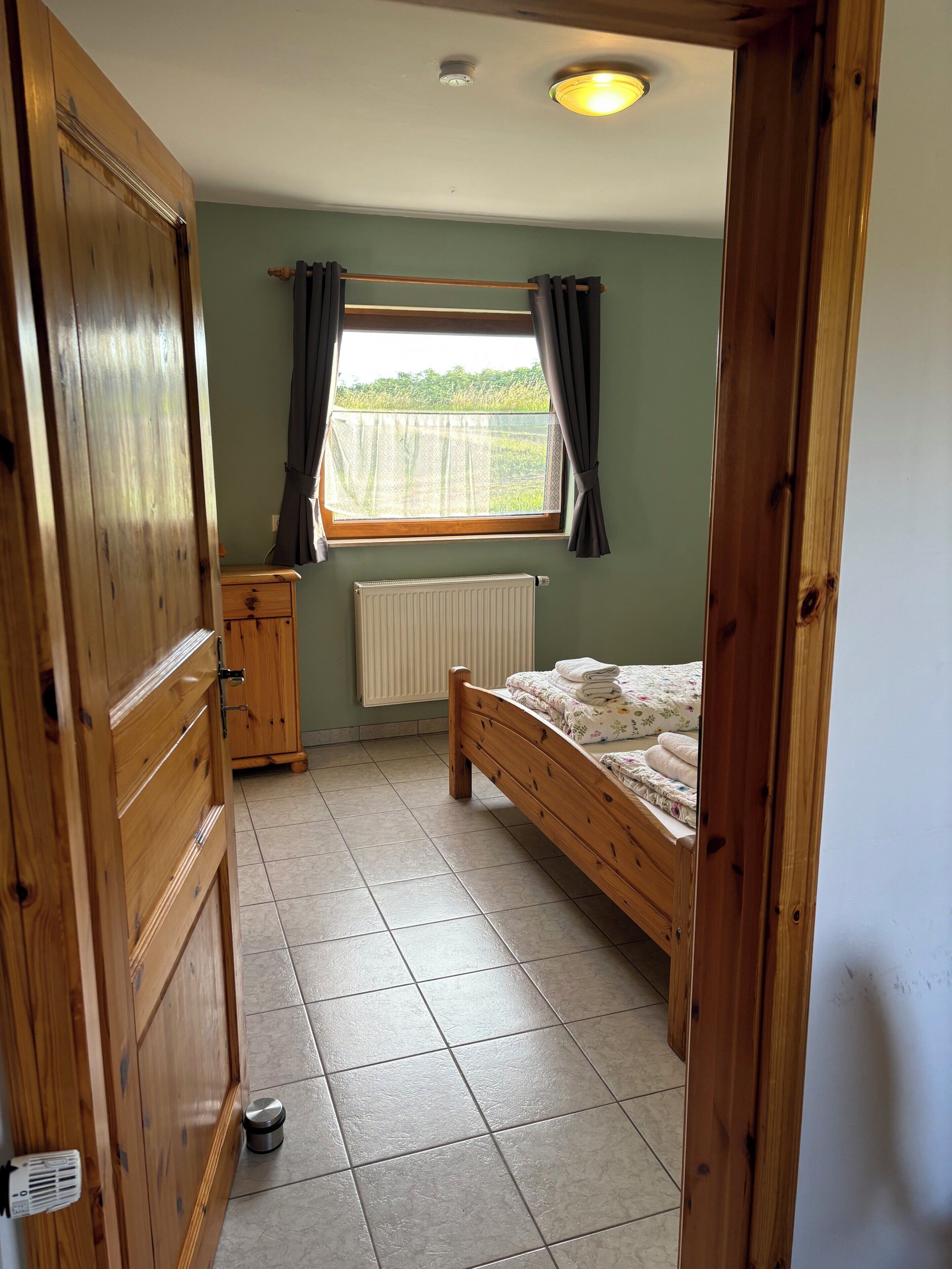 1 Schlafzimmer, Schreibtisch, WLAN, Bettwäsche