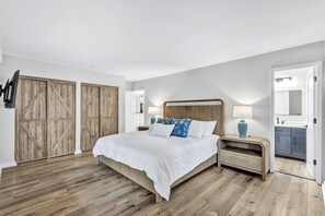 4 Schlafzimmer, Bügeleisen/Bügelbrett, kostenloses WLAN, Bettwäsche