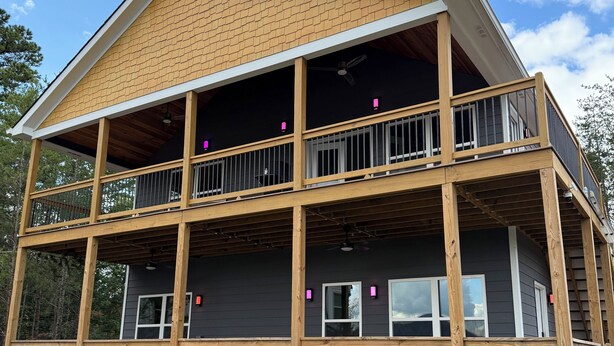 Exterior - Best View of Yonah Mountain! - Oakes Cabin - Luxury Smart Cabin (Helen)