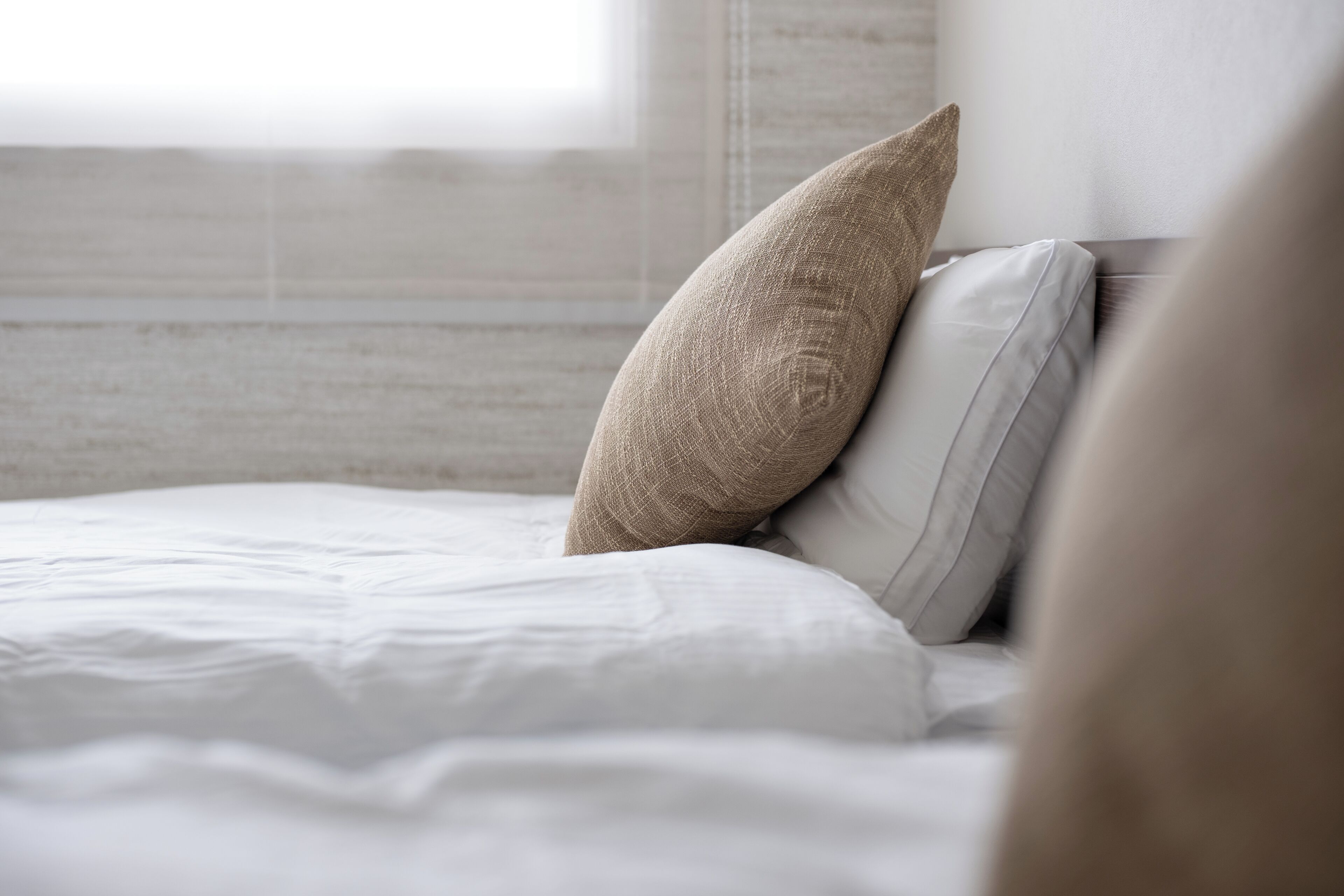 Comfort Room | Individually decorated, individually furnished, blackout drapes