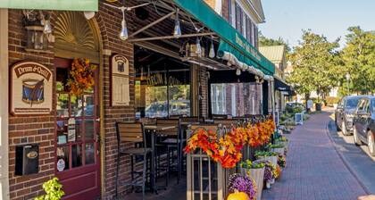 Ducks Landing Accommodations at Southern Pines Golf Course