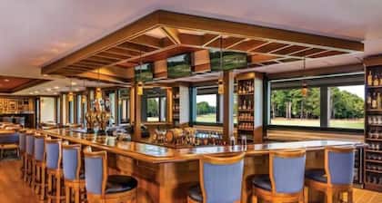 Ducks Landing Accommodations at Southern Pines Golf Course