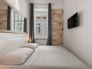 1 Schlafzimmer, Schreibtisch, WLAN