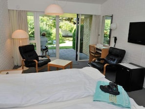 House | 1 bedroom