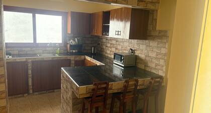 Apartment Sleeps 6 with Free Parking