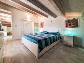 2 Schlafzimmer, Internetzugang