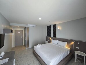 Standard Double Room, Non Smoking | Free WiFi - One Budget Hotel Chiangrai Bypass-East (Chiang Rai)