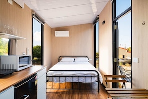 1 habitación, wifi y ropa de cama