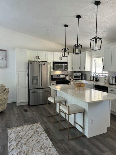 4-bedroom house in charming Marble with pool spa and fitness room