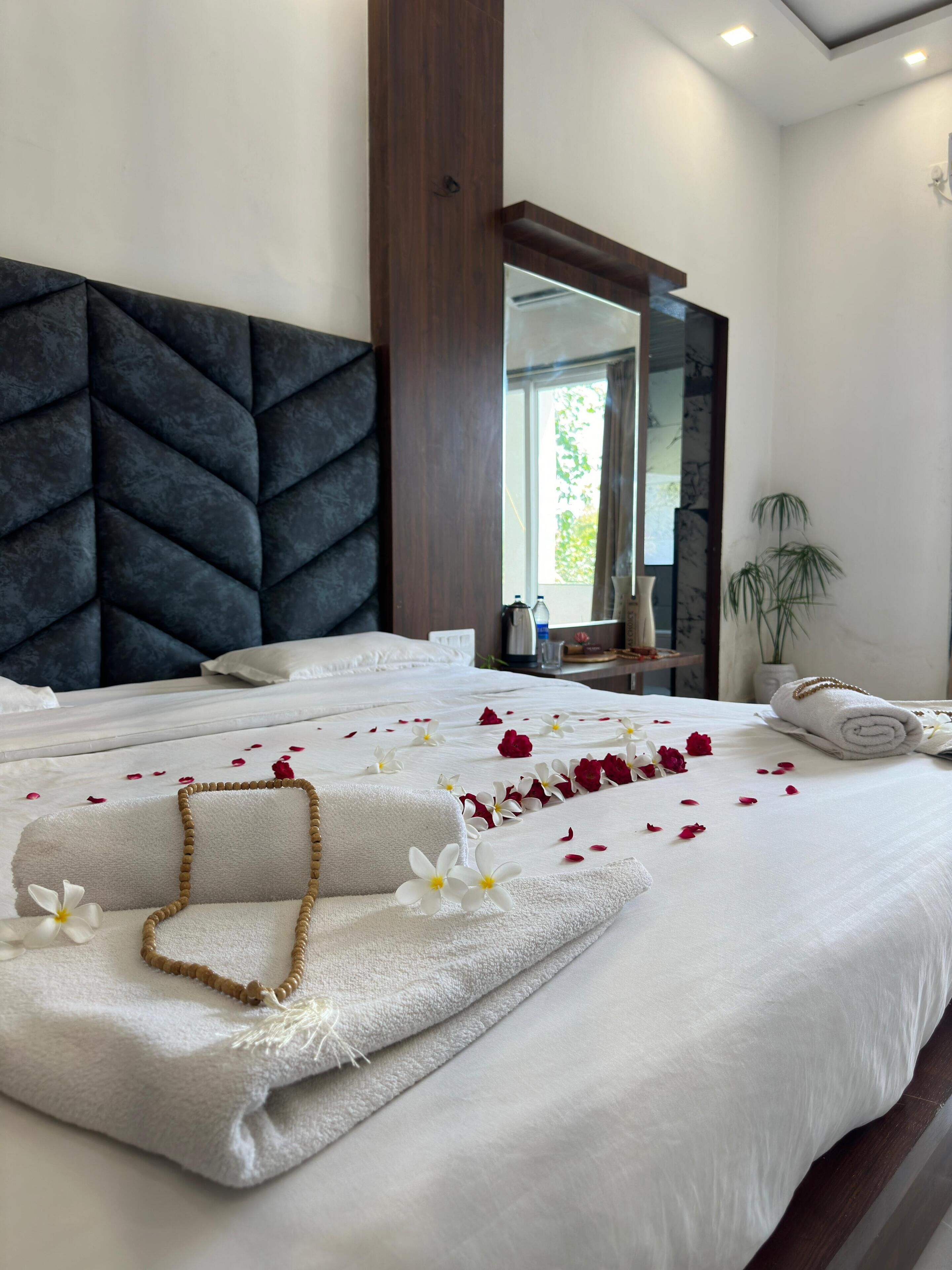 Deluxe Double Room, Balcony, Garden View