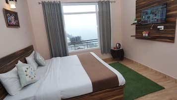 9 bedrooms, iron/ironing board, bed sheets