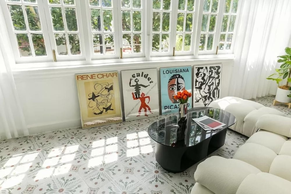 Cozy Frenchstyle 1bedroom apartment walk to XinTianDi, HuaiHai Road