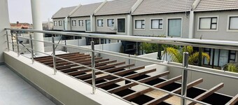 This property is no longer available on this platform. Please do not book.