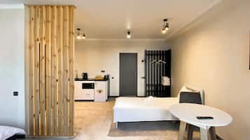 Comfort Triple Room, City View | Premium bedding, desk, laptop workspace, soundproofing