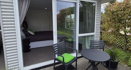 Private Studio - Perfect for short stays in Taupo.