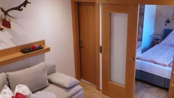 House | 1 bedroom