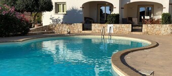 Residenza Limpiddu with Pool and Garden - Bright, All Comfort, Sea at 4 min