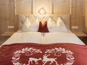 Casa | 4 quartos, individualmente mobiliados, roupa de cama