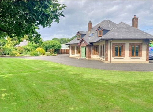 Spacious, private country home 30 mins from Dublin 