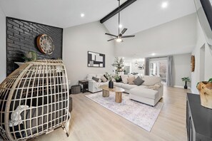 Smart TV, offices, computer monitors