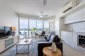 Smart TV - Welcome to Ocean's 12, your perfect home away from home in the heart of Yeppoon. (Yeppoon)