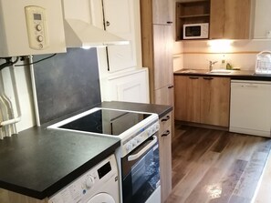 Frigorífic, microones, forn i rentaplats 