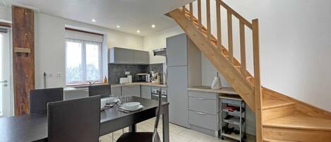 Fridge, microwave, dishwasher