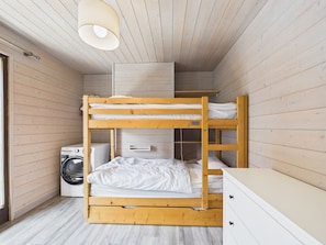 2 bedrooms, free WiFi