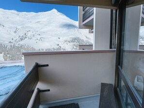 Property grounds - Apartment for 5 with equipped kitchen and balcony (Les Menuires)