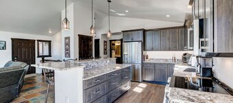 Baldpate Home - Premier Mountain Views & Hot Tub!