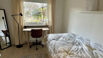 4 dormitorios, tabla de planchar con plancha, wifi gratis y ropa de cama