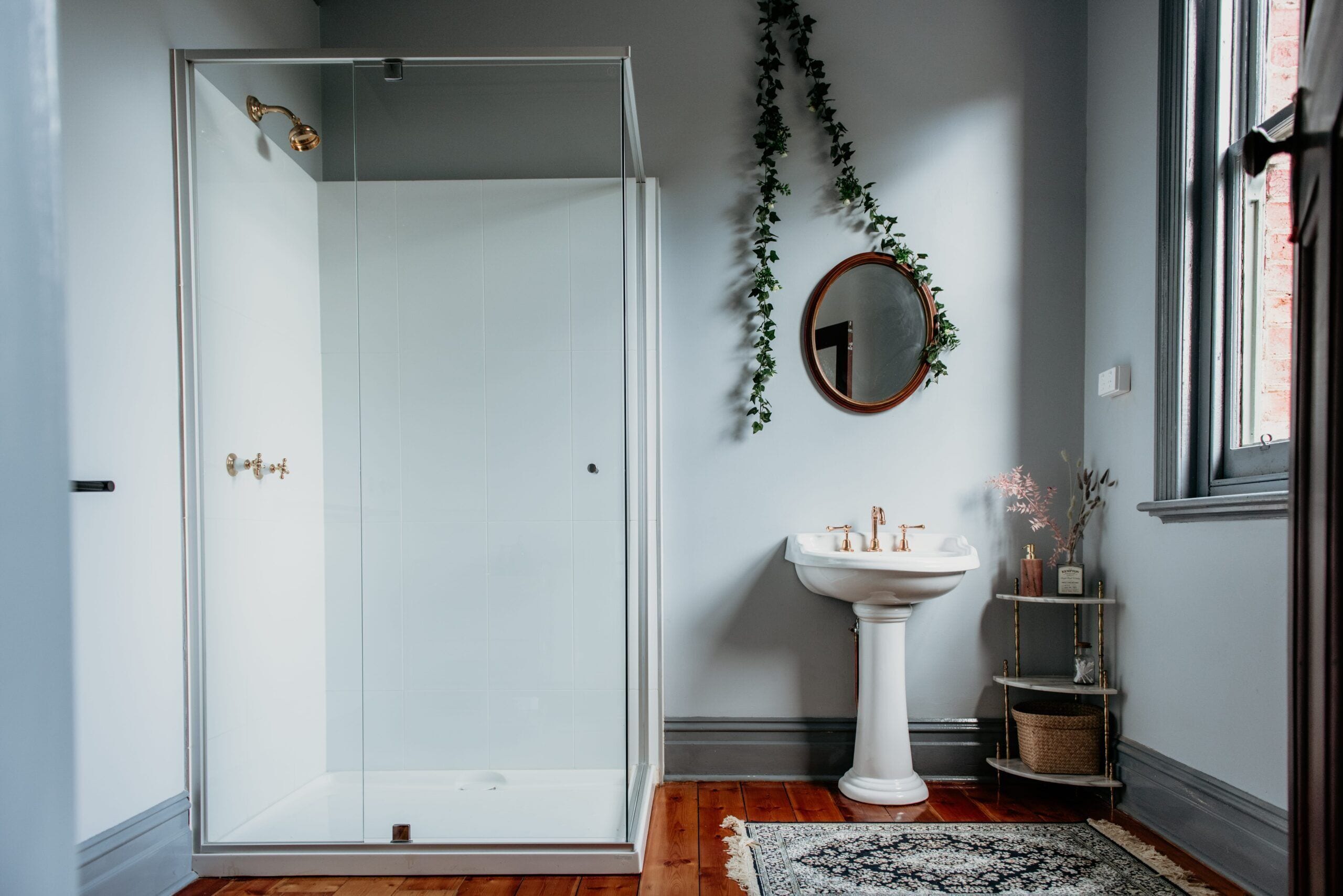 Room, 1 Queen Bed, Garden View | Bathroom