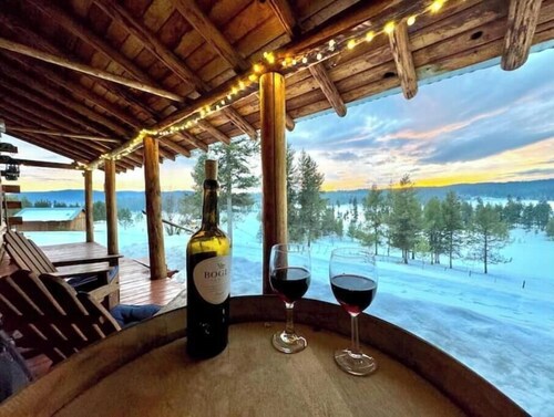 Elk City Escape - Amazing Views, Elk, & Wildlife