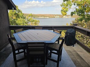 Outdoor dining - 3/3 Penthouse Paradise on Lake of the Ozarks 21MM Condo w/ Offseason Pool, Sauna & Hot Tub (Osage Beach)