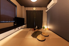 Classic Single Room (401)
