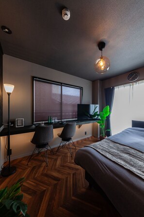 Basic Apartment (101) | Individually decorated, iron/ironing board, free WiFi, bed sheets - Oyadokinokuniya tamazonomachi (Nagasaki)