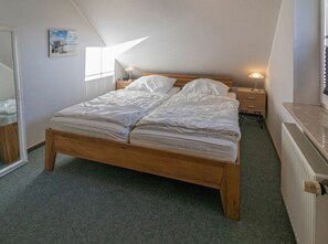 2 dormitorios y mobiliario individual