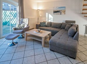 Living area - Heidi Comfortable Holiday Residence (Norden)