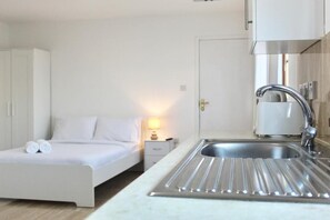 1 soverom, strykejern/-brett, wi-fi og sengetøy