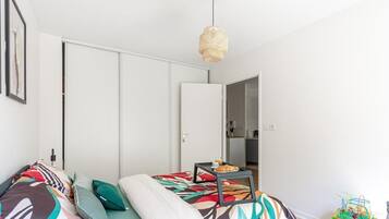 1 chambre, fer et planche à repasser, lit parapluie, Wi-Fi gratuit