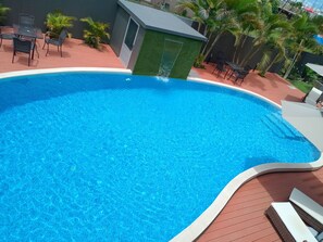 Outdoor pool - Hibiscus Suites And Residences  (Nadi)