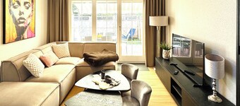 High-quality vacation home, close to the beach with fenced garden and bicycle garage!