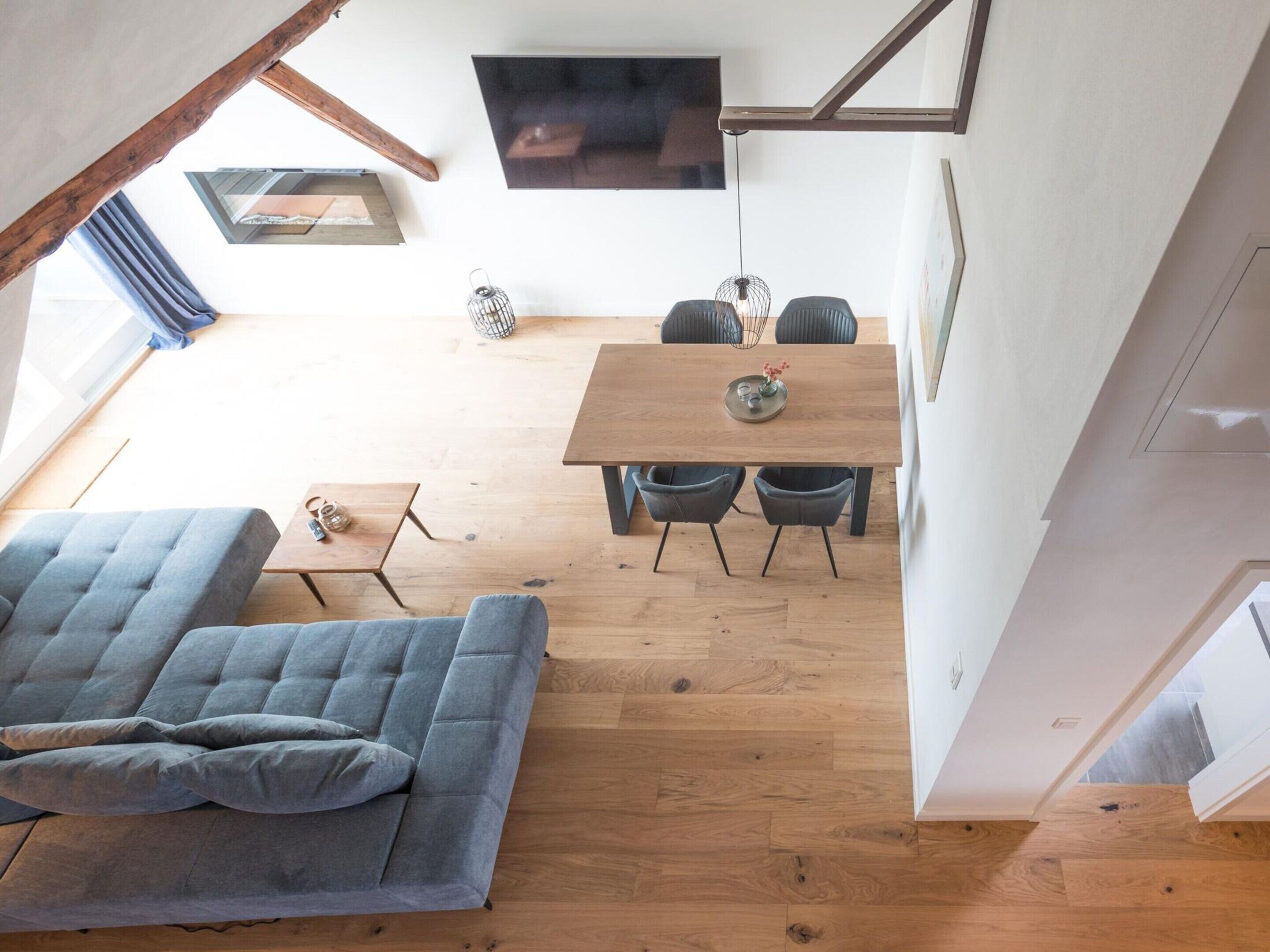 Apartment | Dining