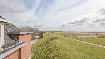 Vue depuis lâhĂ©bergement