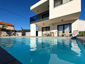 Outdoor pool - Villa Nostro Porto With Pool (Zadar)