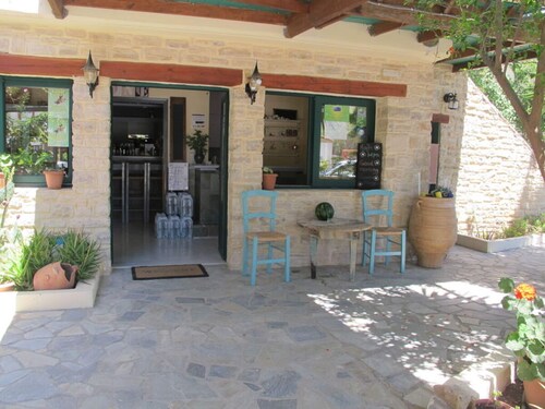 Vintage Studio Comfortable Holiday Residence