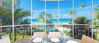 Villa 10, The Meridian, Second floor, 3BR, 3B, Oceanfront, fully equipped.