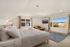 3 soveværelser, skrivebord, strygejern/strygebræt, Wi-Fi