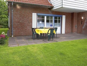 Khu ẩm thực ngoài trời