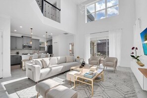 Living area - 2669pet 5 Bedroom Villa (Kissimmee)